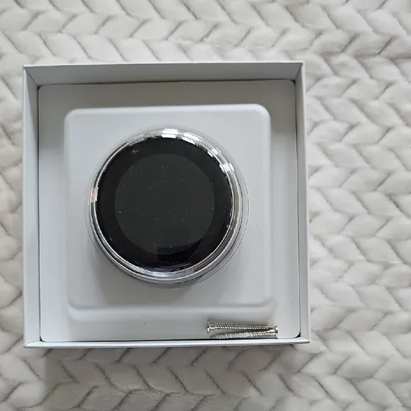 Black and Silver Smart Thermostat Accessory